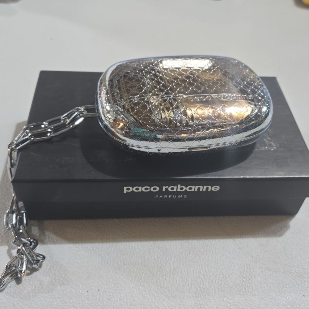 VNTG Paco Rabanne Women's Silver Clutch Bag Hand Chain Strap Silver Original Box